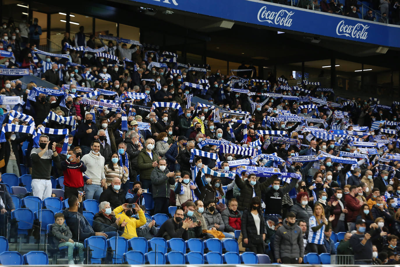 Fotos: ¿Has estado en el Reale Arena? Búscate en la grada