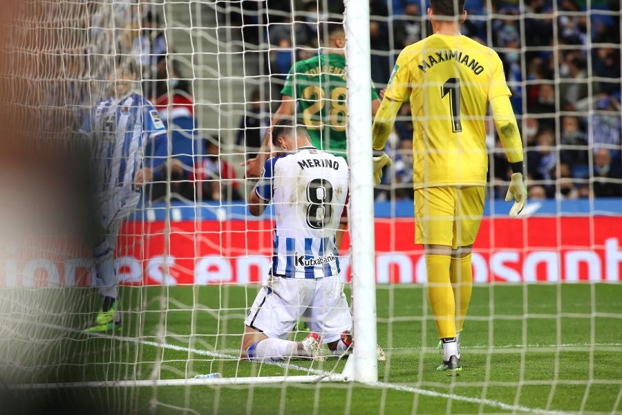 Fotos: El Real Sociedad-Granada en imágenes