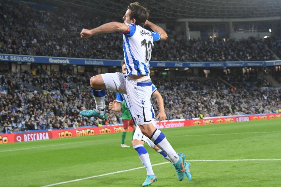 Fotos: El Real Sociedad-Granada en imágenes