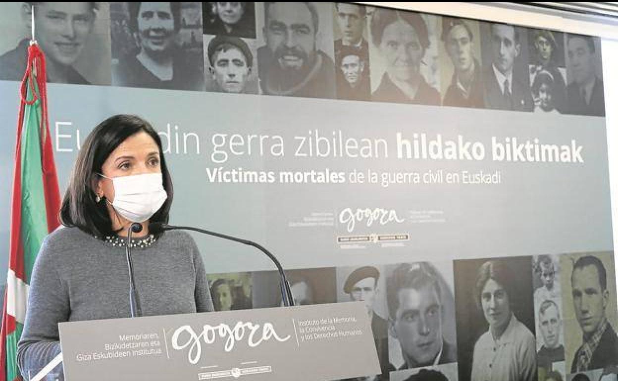 Artolazabal, durante la presentación de la base de datos 'Víctimas mortales de la Guerra Civil en Euskadi'. 