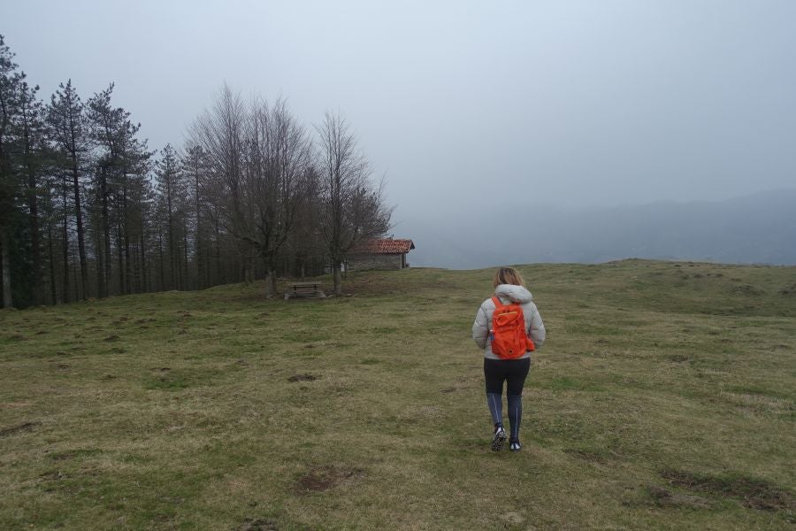 Bajo el manto blanco que ha cubierto esta semana el macizo de Aizkorri se encuentra, Zumarraga y los pueblos que se encuentran en el valle de Urola. 