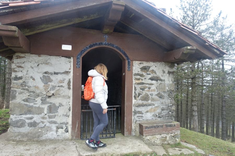 Bajo el manto blanco que ha cubierto esta semana el macizo de Aizkorri se encuentra, Zumarraga y los pueblos que se encuentran en el valle de Urola. 