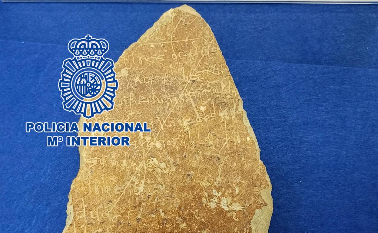 Pizarra visigoda con el relato de un robo, en latín. 