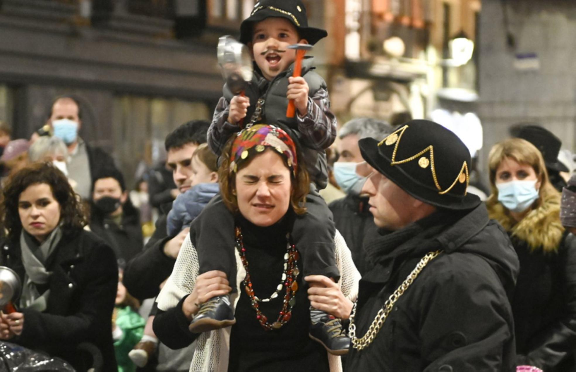Los tolosarras se animaron a acudir a su primer acto carnavalero.