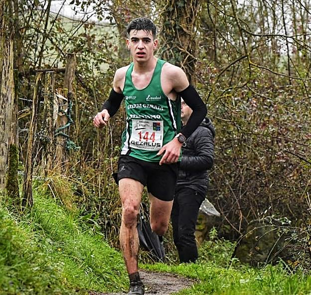 Ibai Larrea, Mendigorrin behera 8 Miliak proban. 