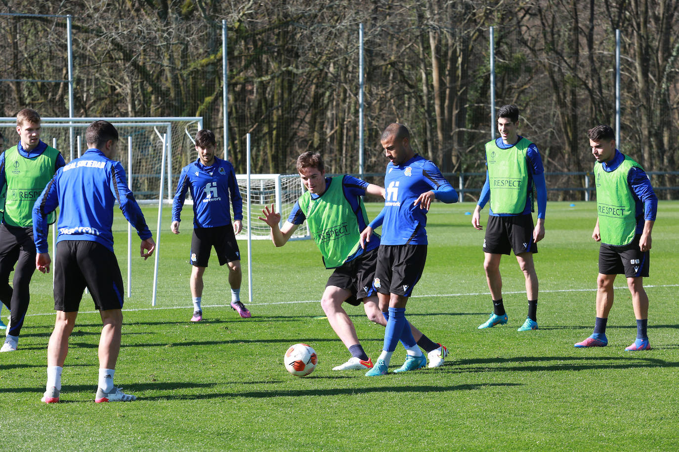 Fotos: Las imágenes del entrenamiento de la Real Sociedad en Zubieta