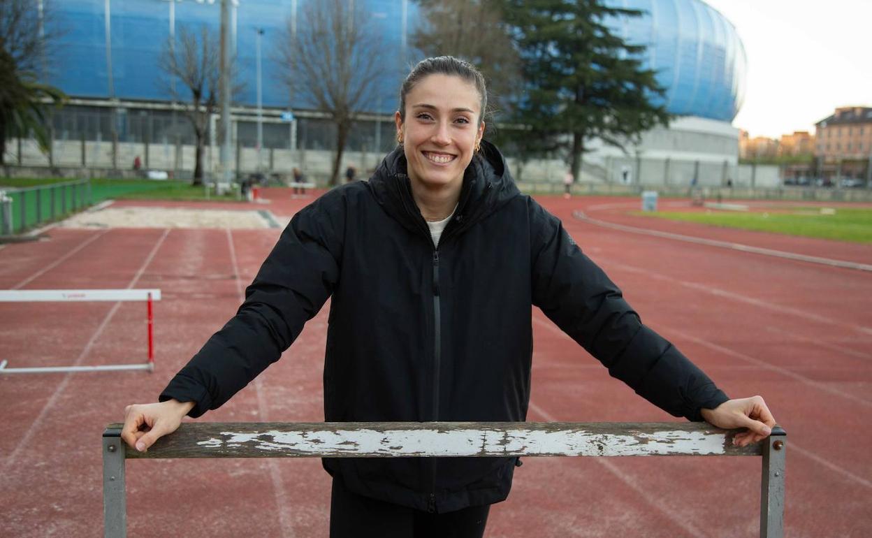 Teresa Errandonea posa en el mini estadio de Anoeta.
