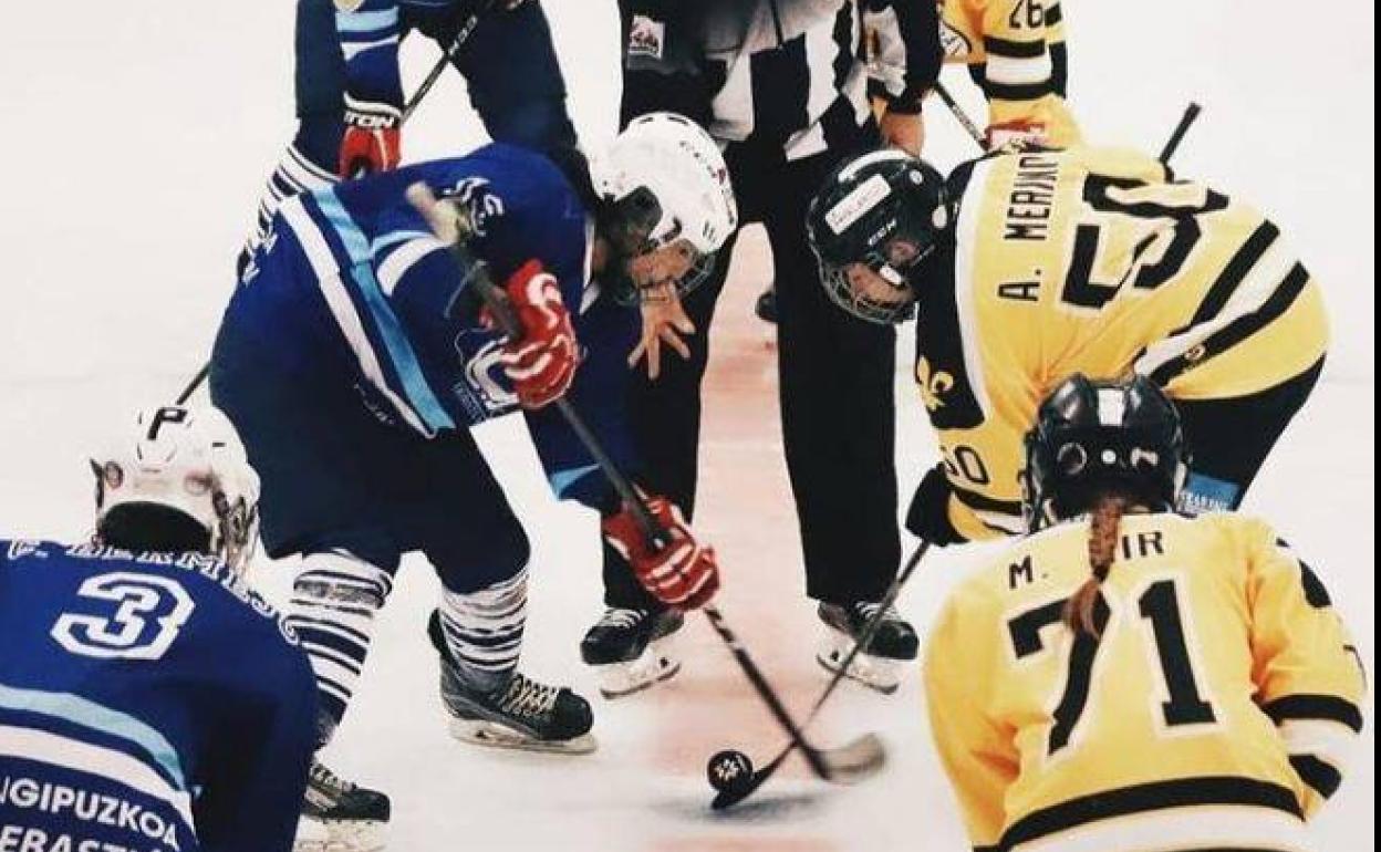 Las chicas del Txuri han acabado en segundo lugar la liga regular.