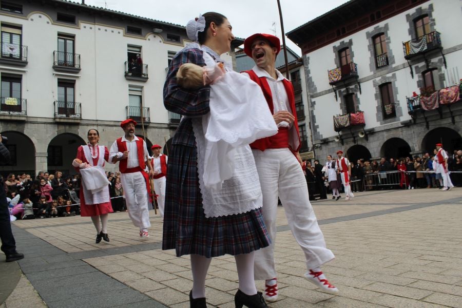 Fotos: Azpeitia celebra el Día Elegante