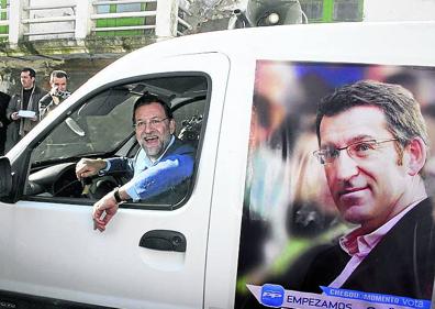 Imagen secundaria 1 - Arriba, con Ayuso y Casado. Abajo a la izquierda, Rajoy apoyándole en su campaña en Galicia. Y a la derecha, con Marcial Dorado.