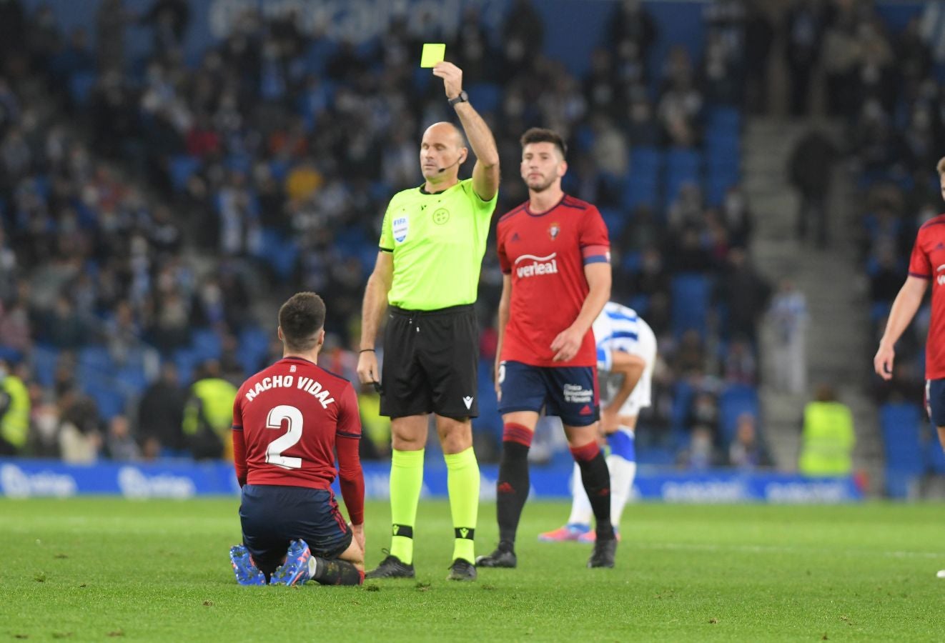Una Real Sociedad con Pacheco, Djouahra, Martín y Sola se lleva una gran victoria gracias al gol de Aritz en un córner. 