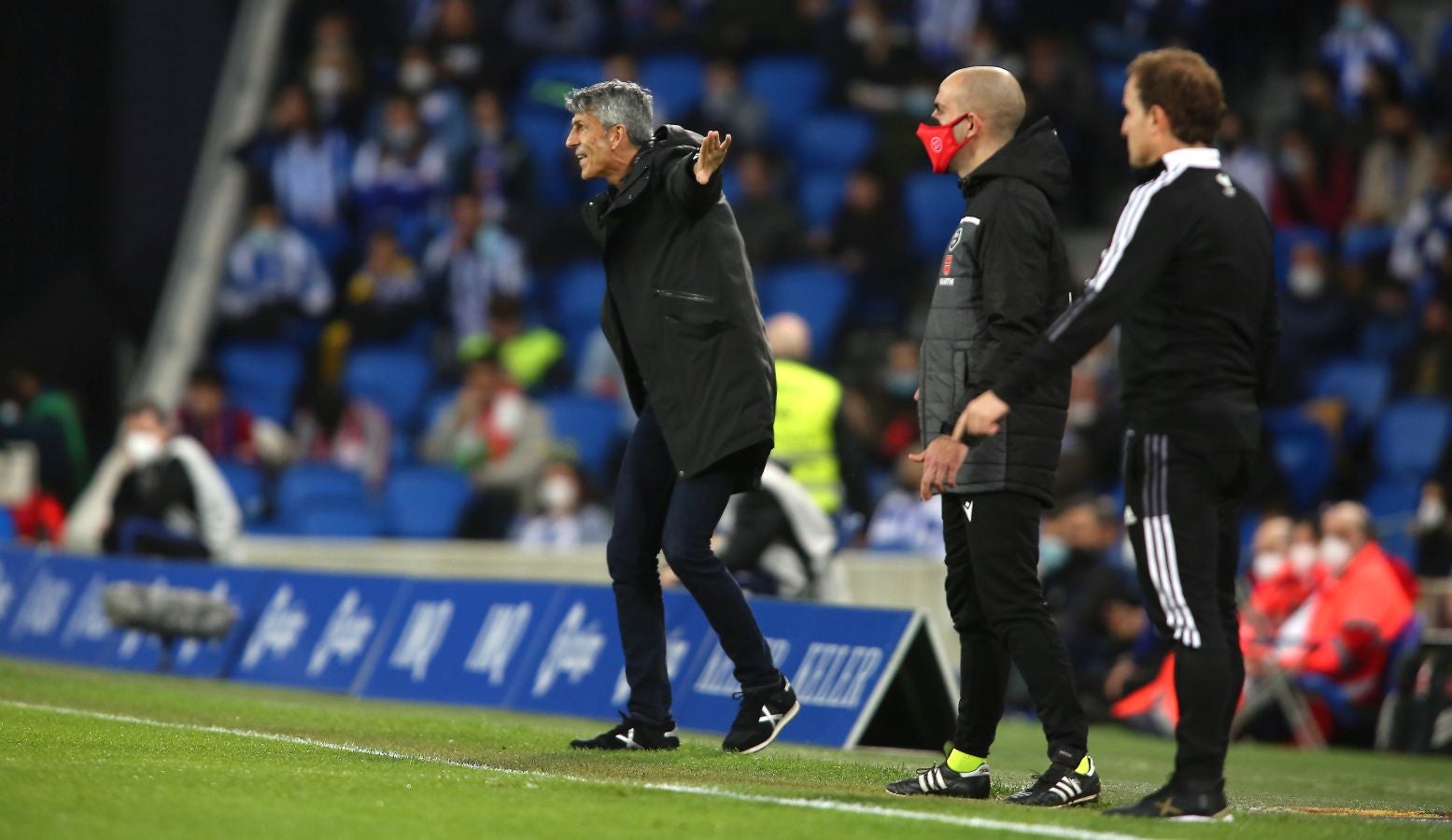 Una Real Sociedad con Pacheco, Djouahra, Martín y Sola se lleva una gran victoria gracias al gol de Aritz en un córner. 