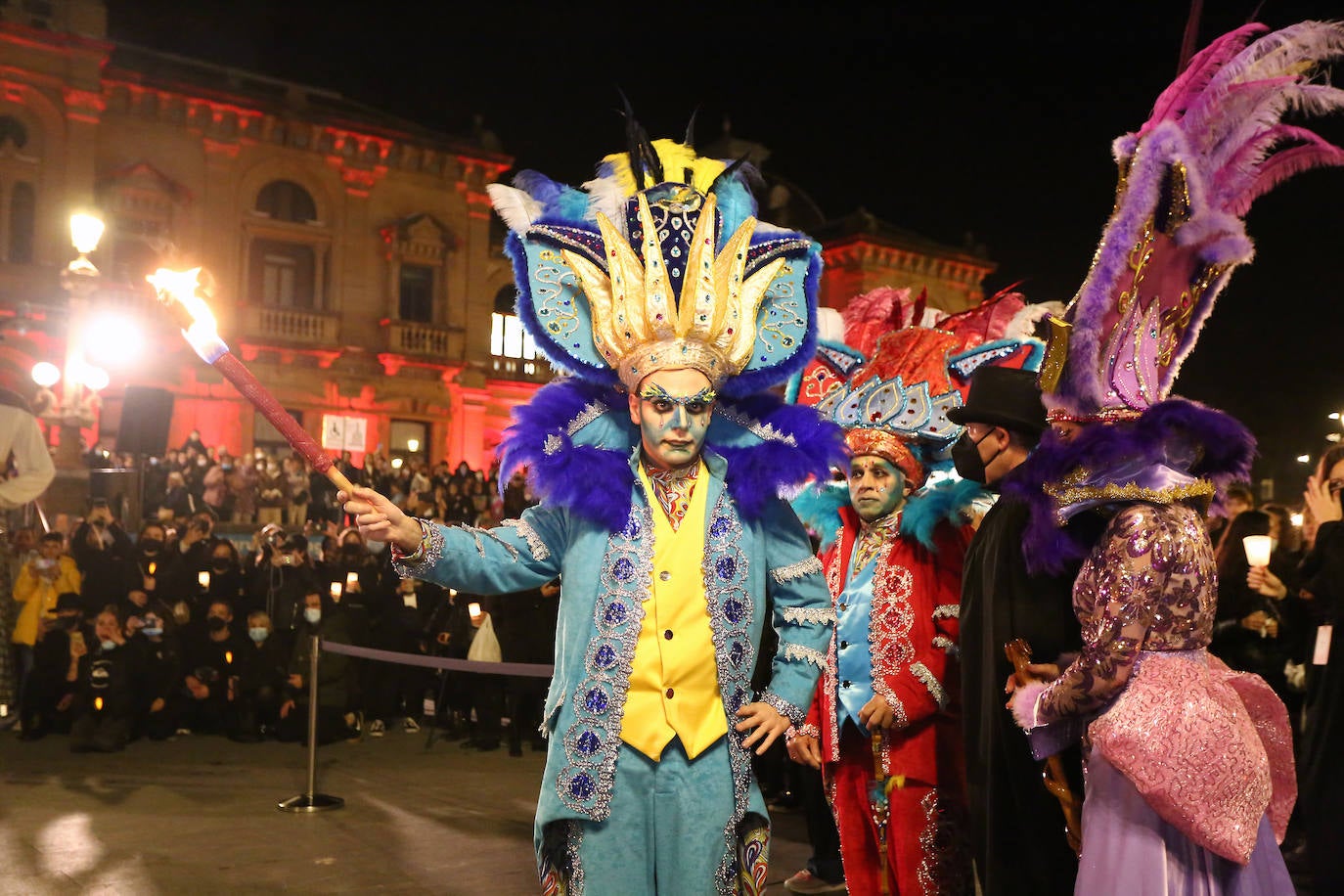 Fotos: Lloros y llamas en el Entierro de la Sardina en Donostia
