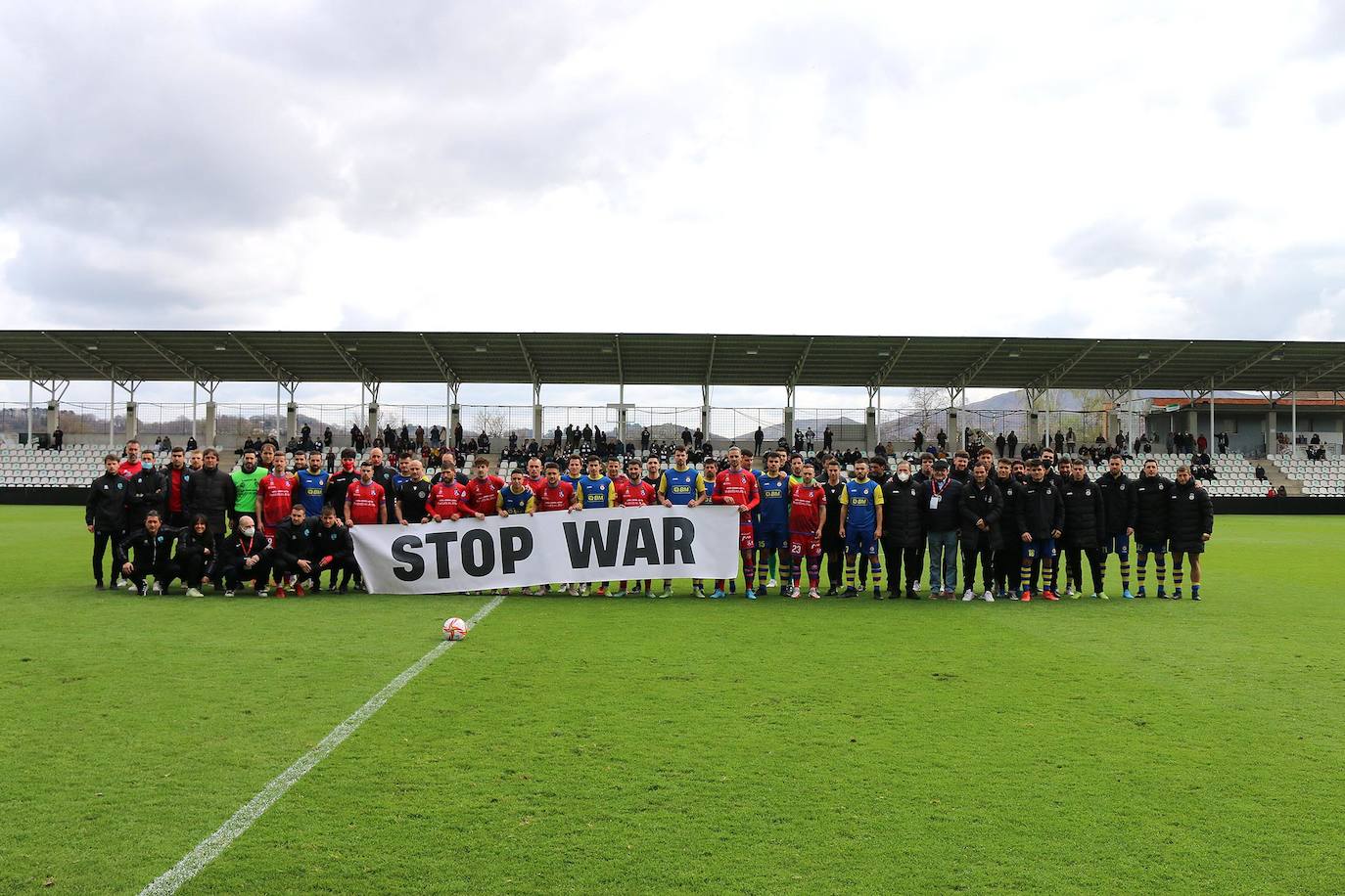 Fotos: El Real Unión se deja sorprender en Gal por el Calahorra