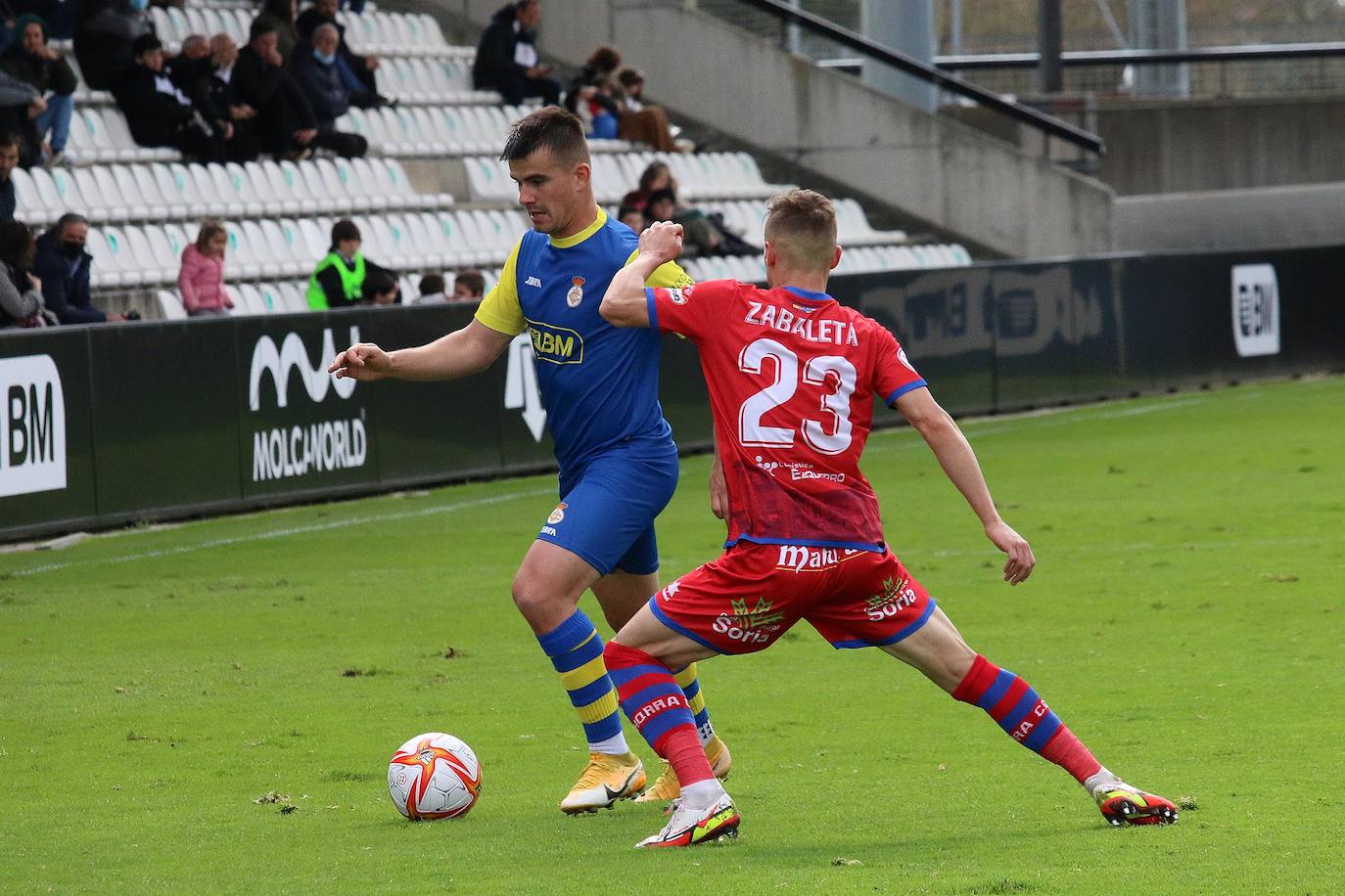 Fotos: El Real Unión se deja sorprender en Gal por el Calahorra