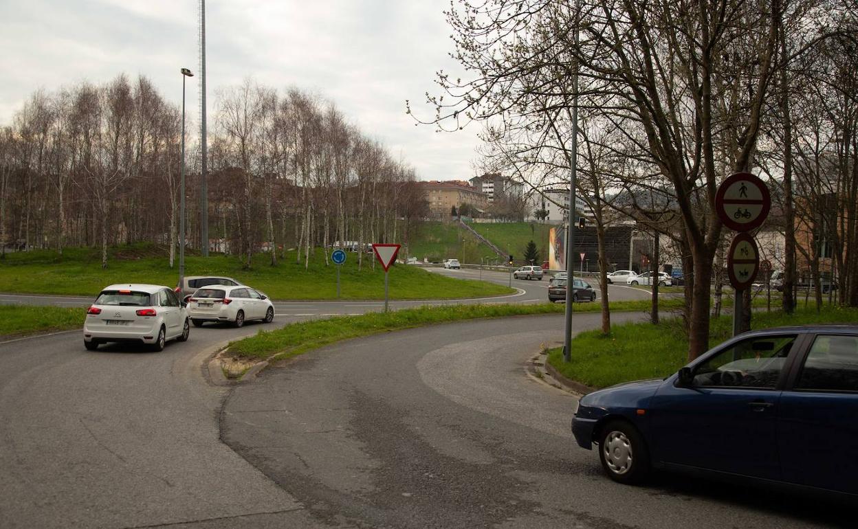 Se habilitará un segundo carril para el vial que da acceso a la rotonda desde Garbera Norte. 