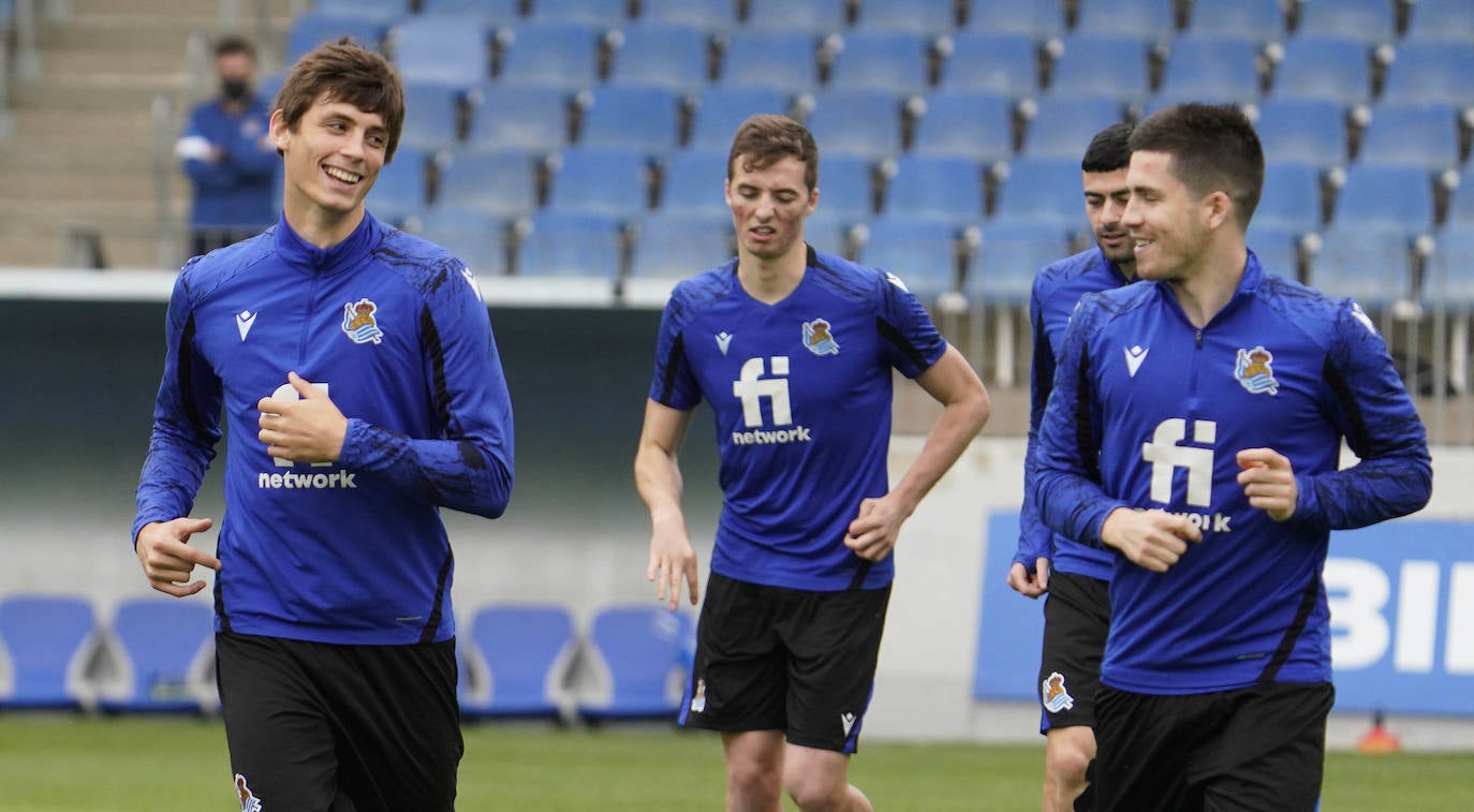 Fotos: Aihen no se entrena y Silva sigue al margen del grupo