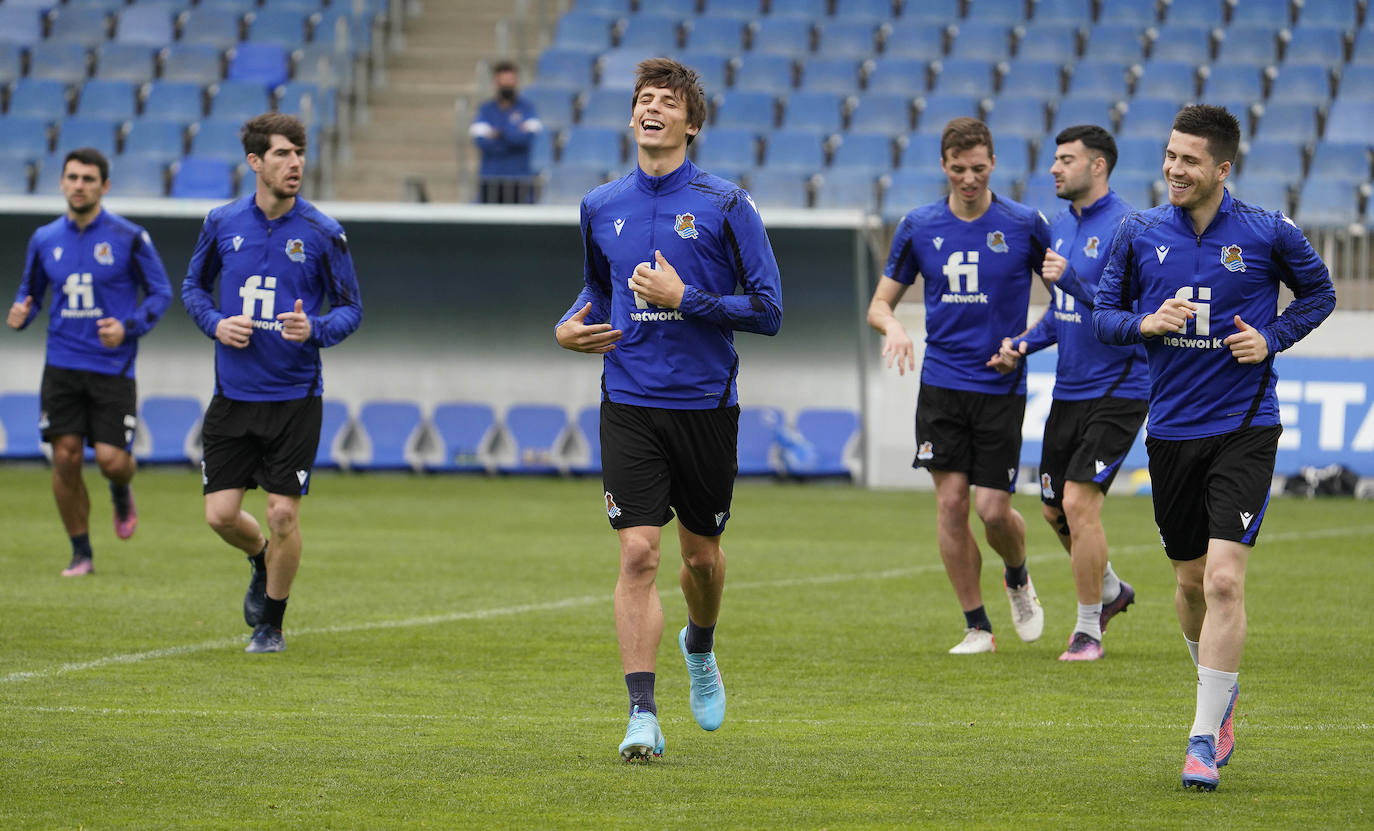 Fotos: Aihen no se entrena y Silva sigue al margen del grupo