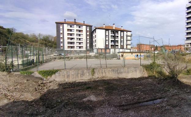 La parcela del paseo Antzieta donde se levantará el edificio.