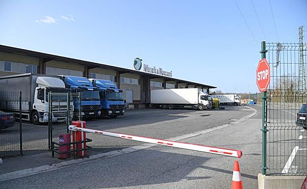 Arranca la semana sin problemas de abastecimiento pero algunos productos se encarecen un 30% 