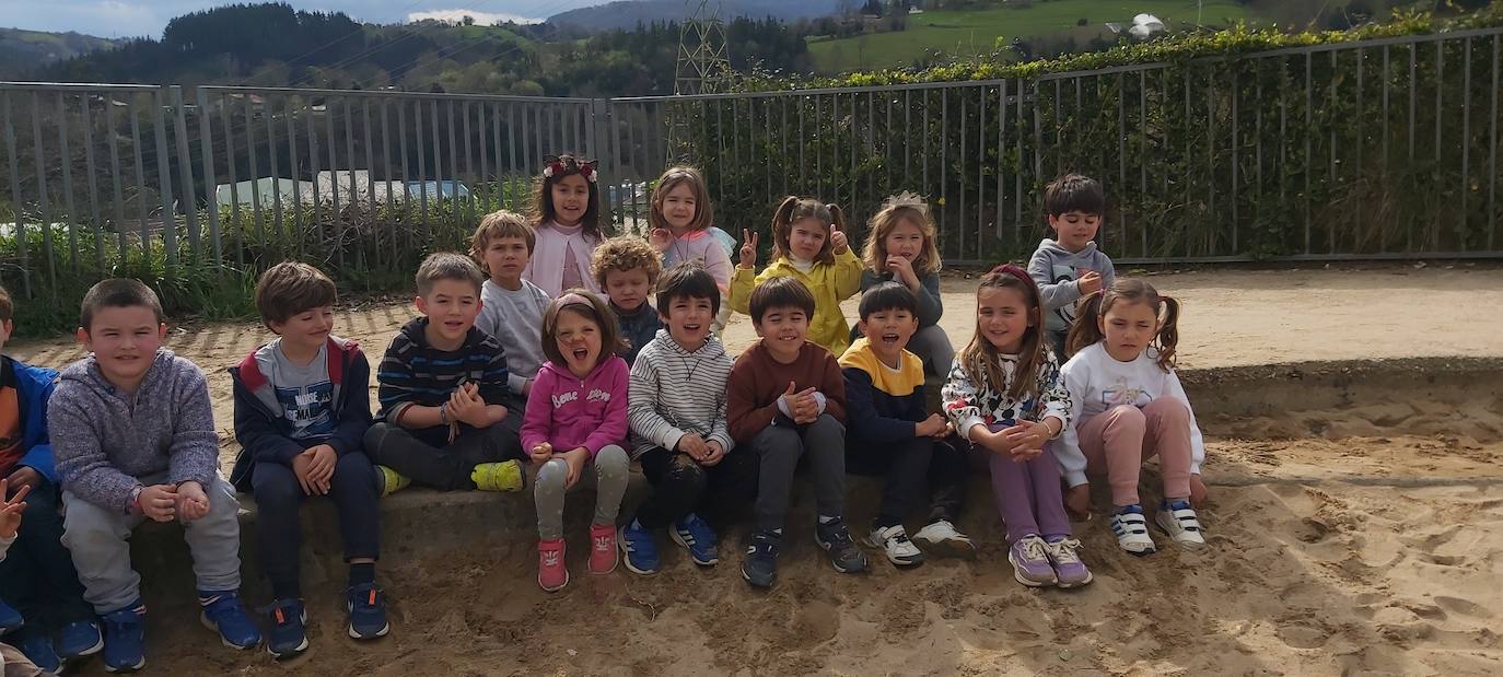 Los txikis de la clase de 5 años.