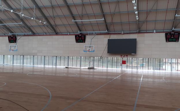 Imagen principal - El polideportivo de Altza adelanta fechas