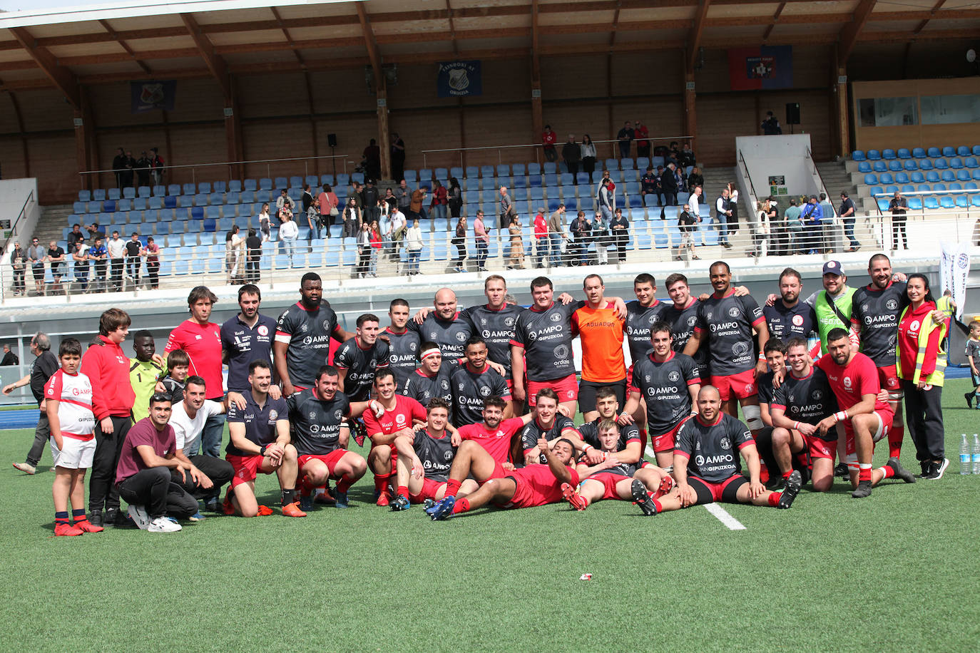 Fotos: Ampo Ordizia sigue en la pelea por el liderato