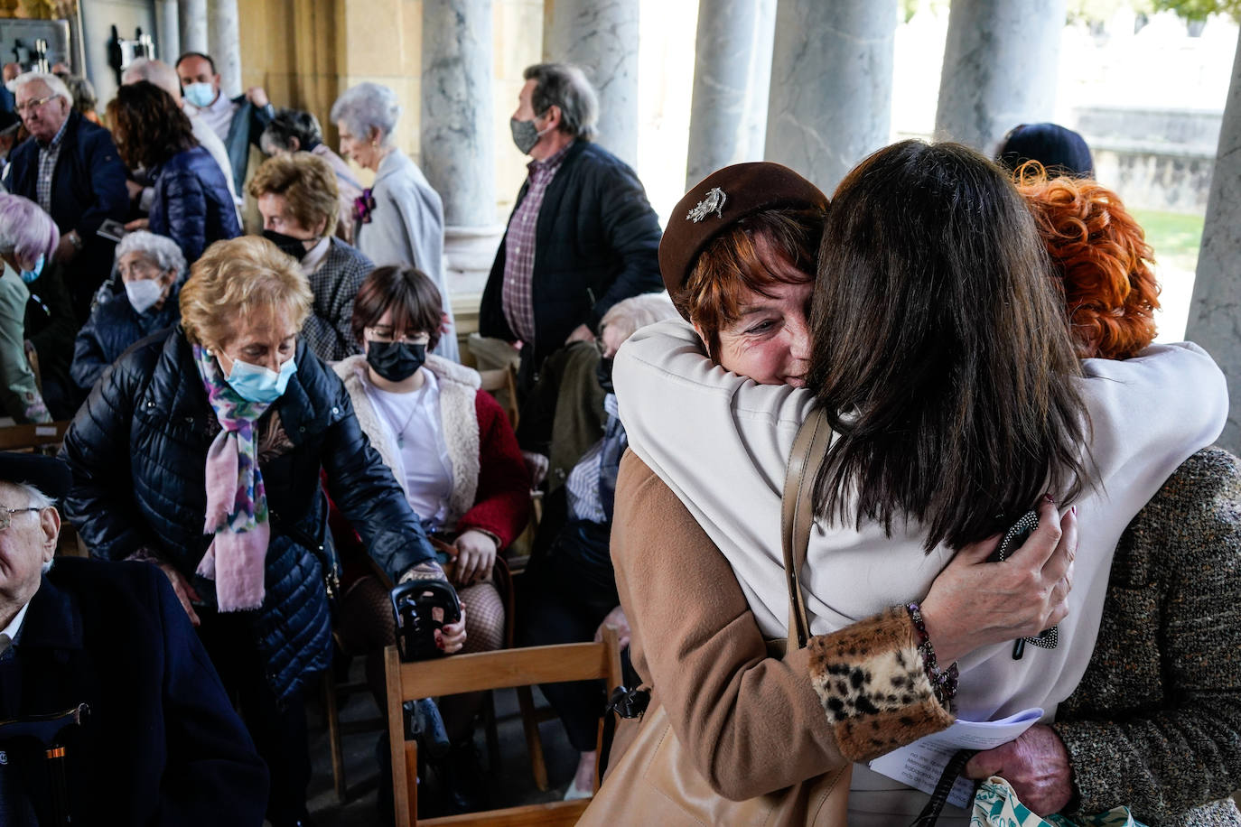 Fotos: Sentido homenaje a las víctimas de la Guerra Civil en Derio