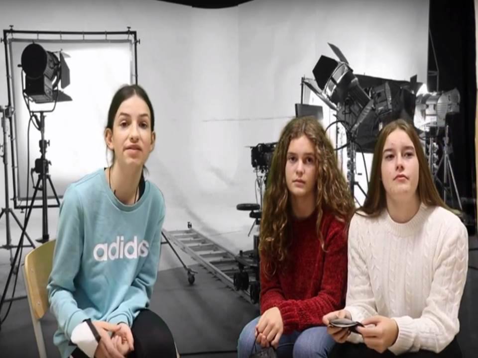 Alumnos de Secundaria de Oianguren, en un proyecto de clase.