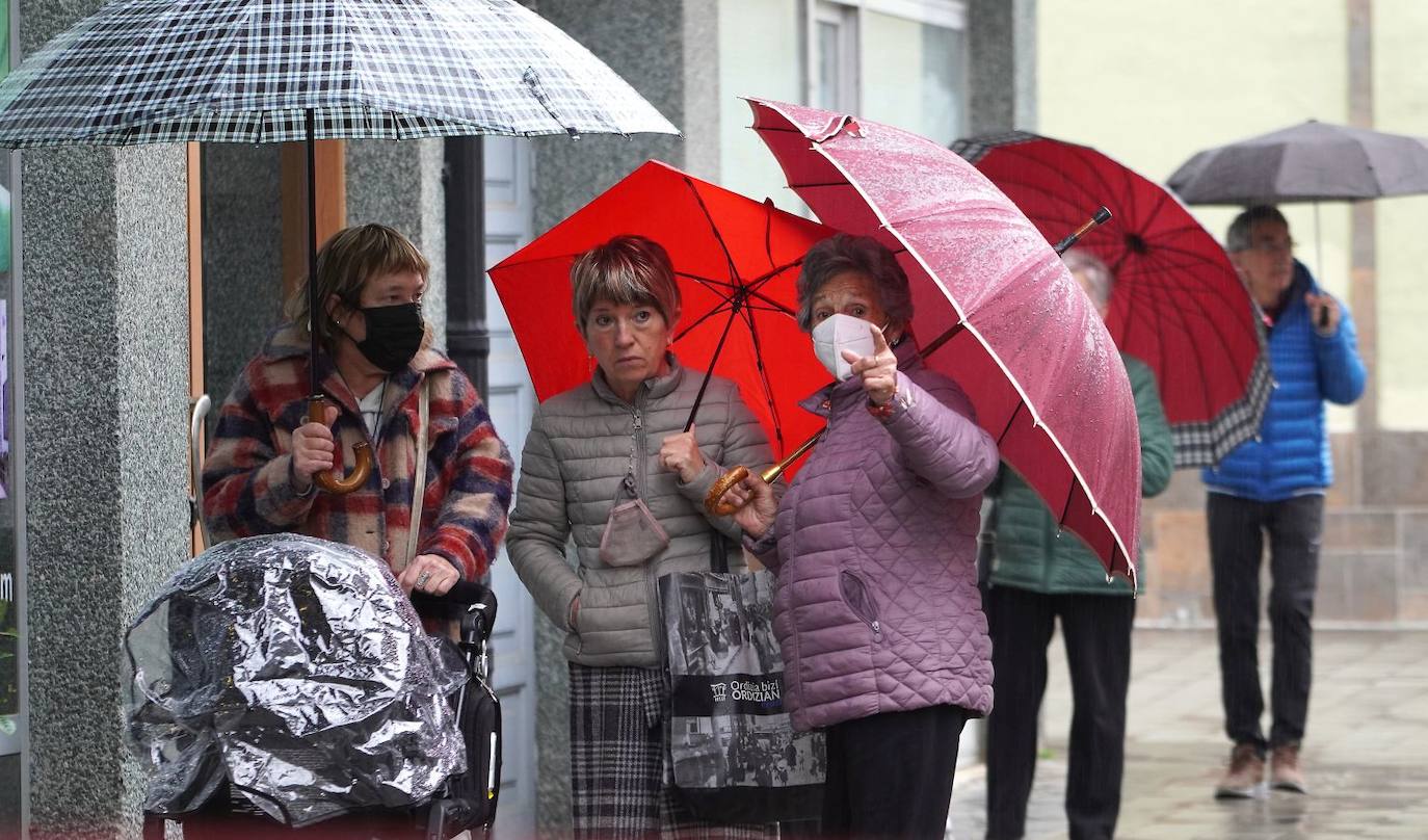Fotos: Mueren una madre de 25 años y su bebé de 17 meses en Zaldibia por inhalación de gas