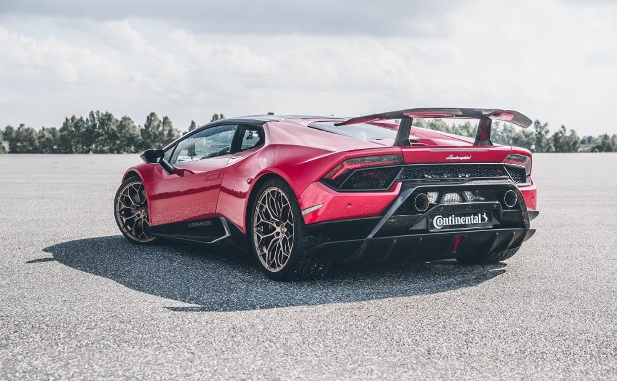 El Lamborghini Huracán de Klasen alcanzó una velocidad récord de 384,12 km/h en un sprint de 3.000 metros.