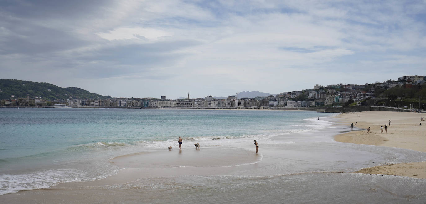 Fotos: Imágenes del día caluroso en Gipuzkoa