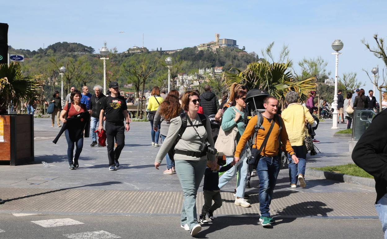 El tiempo en Euskadi: Donostia supera los 27 grados