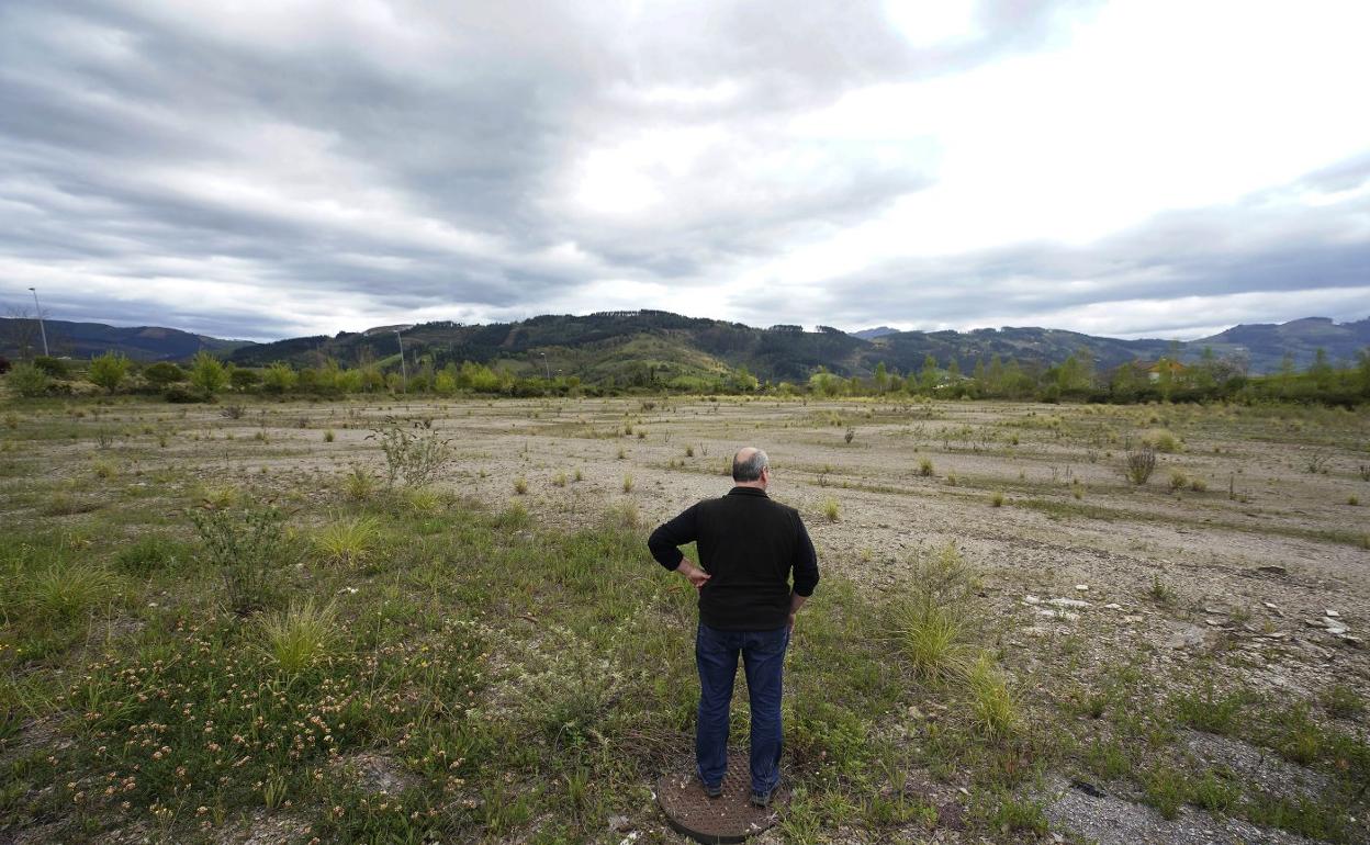 Parcela en la que se proyecta levantar la planta de cal. 