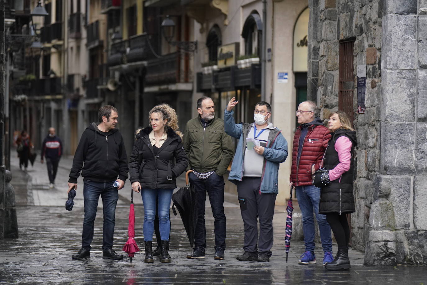 Fotos: Gipuzkoa ya recibe a sus primeros turistas