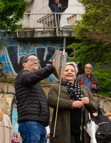 Imagen secundaria 2 - 91 aniversario de la II República: Los cohetes son una tradición el 14 de abril en Eibar