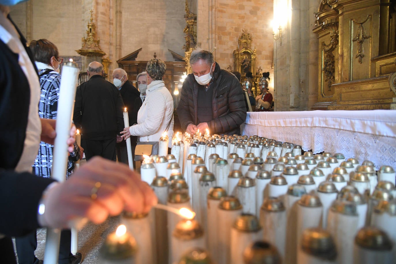 Fotos: Segura revive su tradicional procesión de Jueves Santo