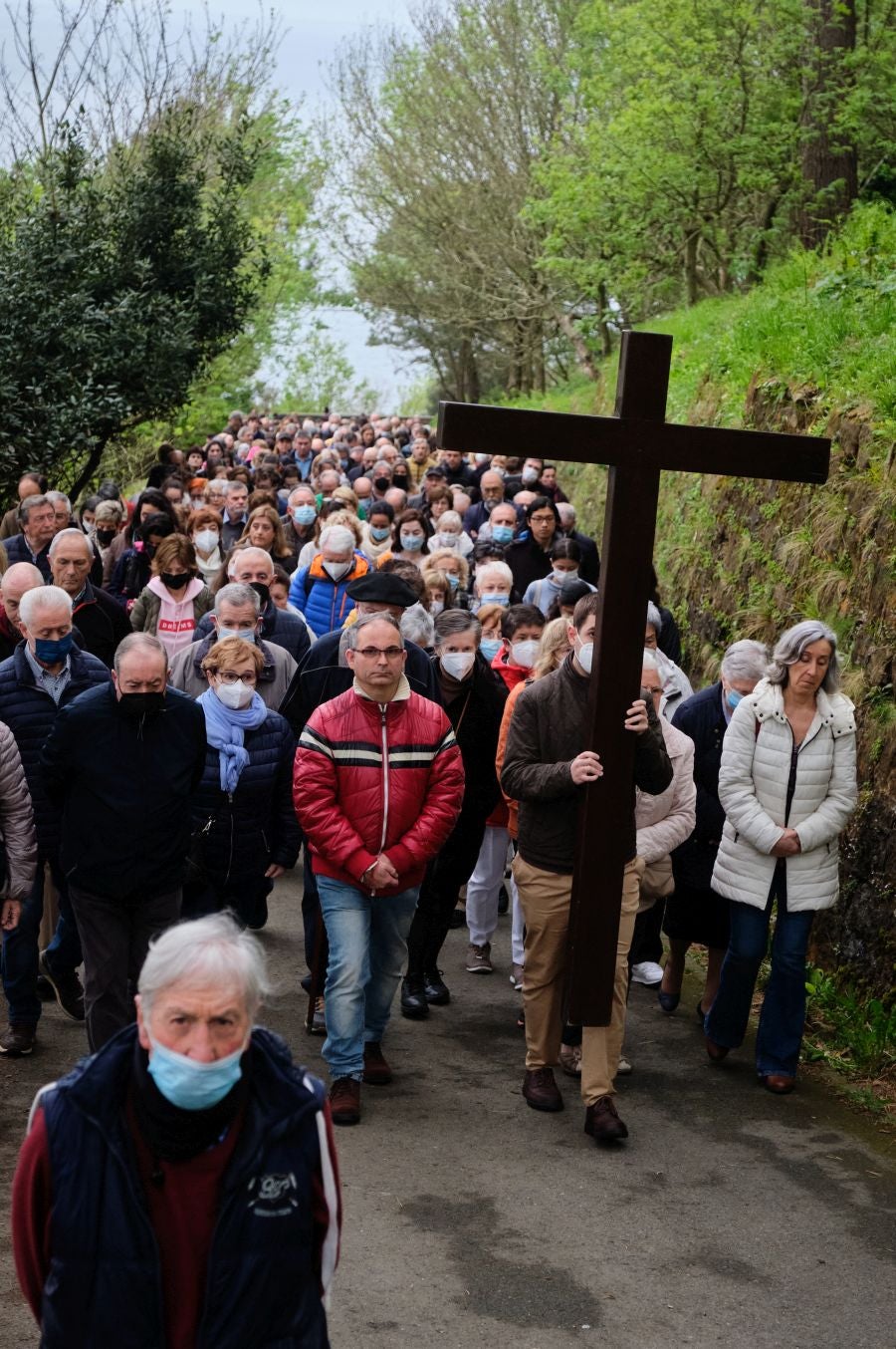 Fotos: Vía Crucis al monte Urgull