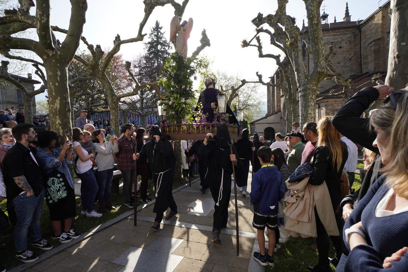 Fotos: La procesión de Viernes Santo reunió a cientos de personas en Segura