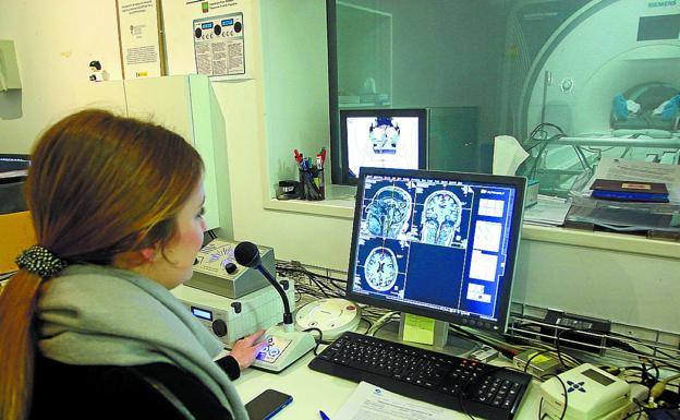Sala de resonancia magnética en la sede de BCBL del Parque Tecnológico de Miramon, de Donostia. 