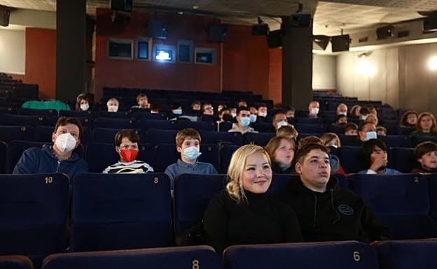 Vista de una sala de los cines Príncipe, ayer durante la primera sesión.