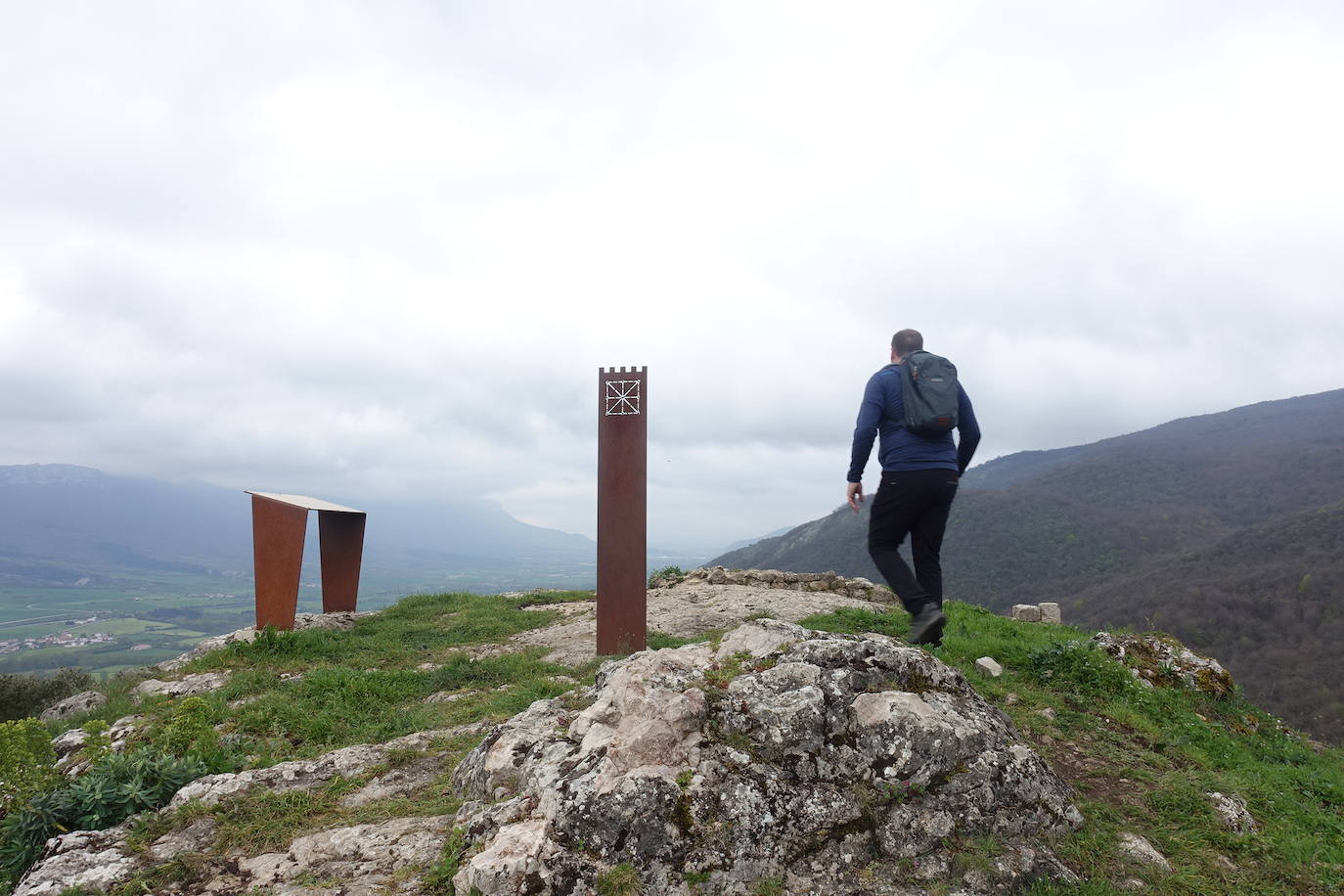 Fotos: Aitxita. La fortaleza de las Dos Hermanas