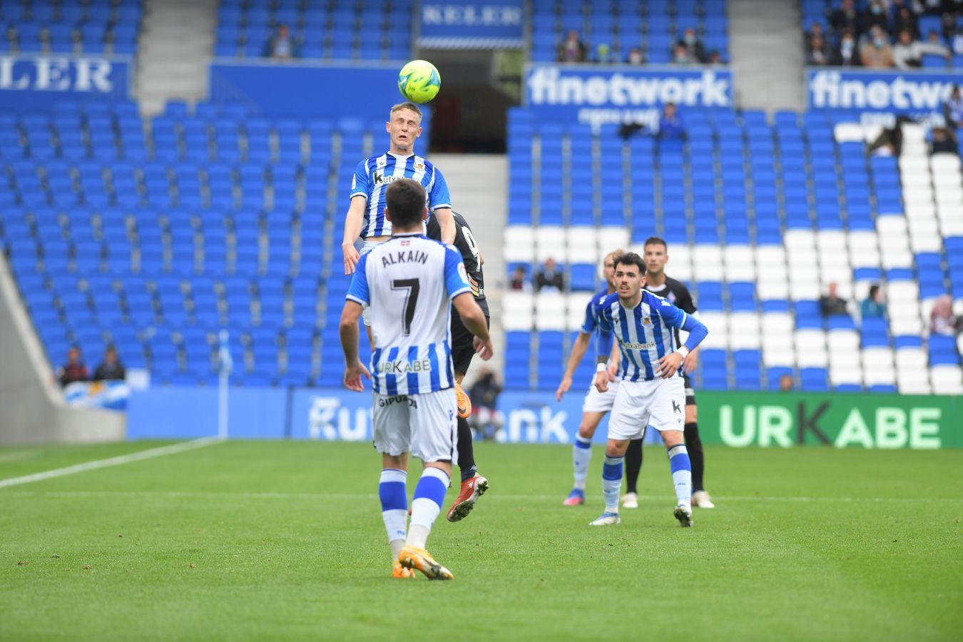 Fotos: Victoria del Sanse ante el Amorebieta
