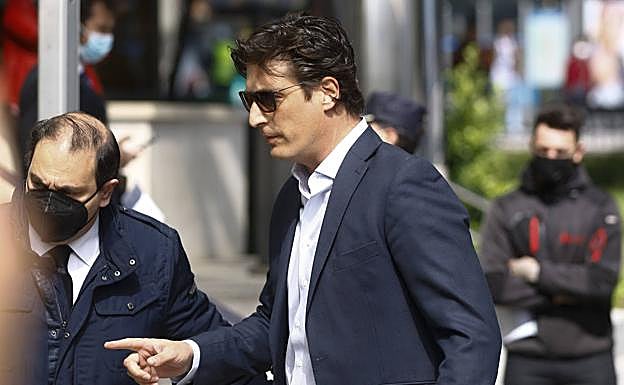 El empresario Luis Medina a su llegada al Juzgado. 