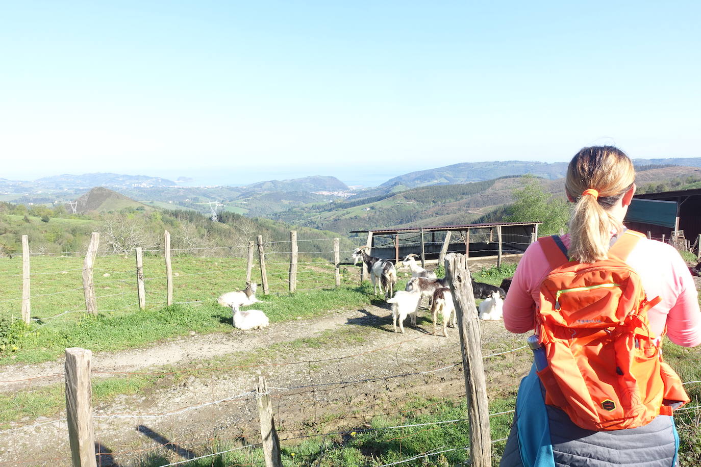 Fotos: Andatza. A pocos kilómetros del mar