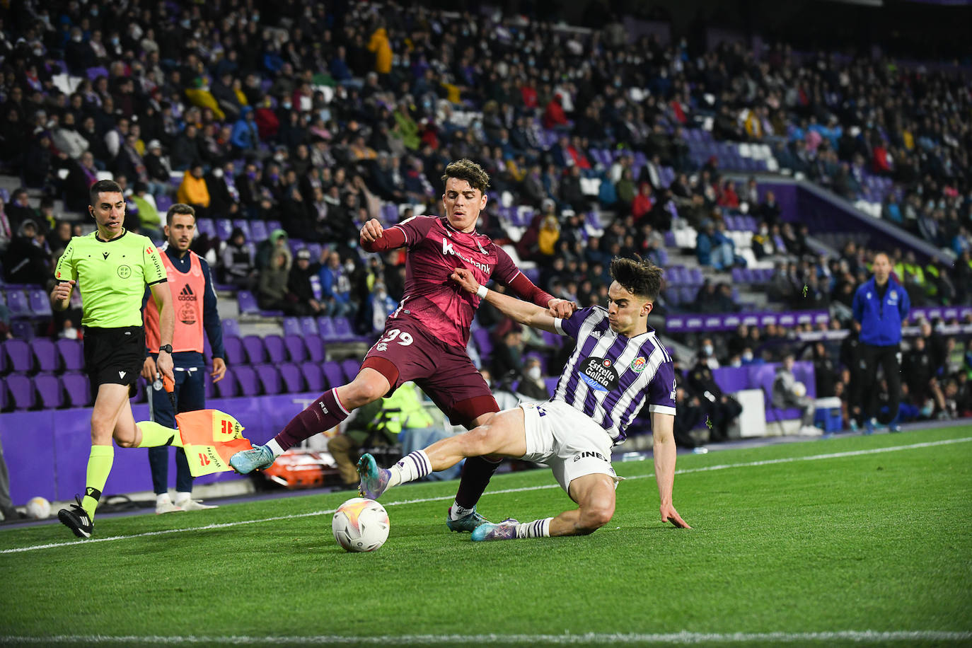 Fotos: El Sanse vence al Valladolid (1-2)