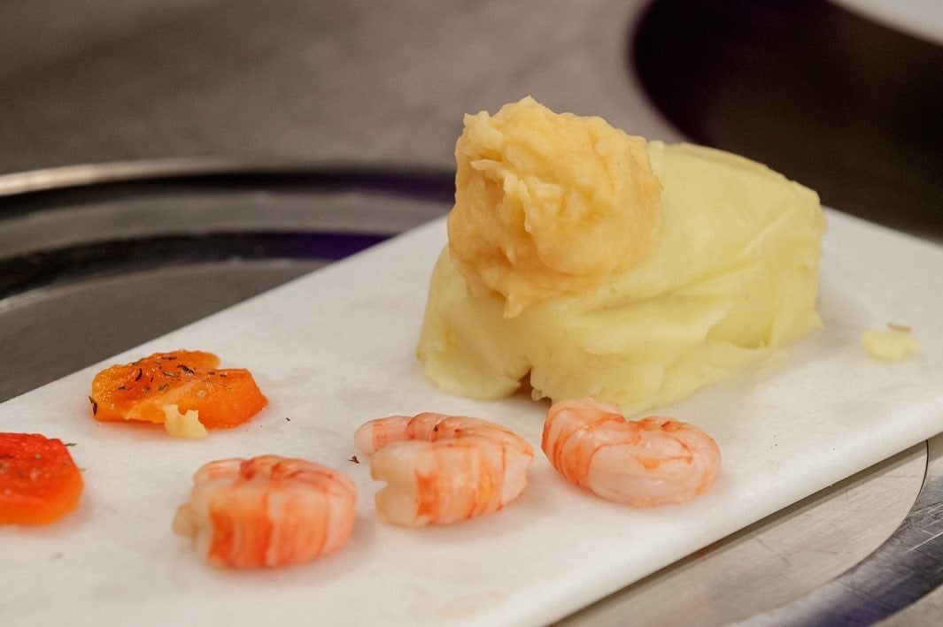 El ´Gato Acostado' de Luismi.