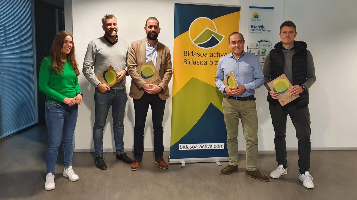 María Serrano, Iñaki Calvo, Fernando Fernández, Miguel Ángel Páez y Eneko Navarro. 