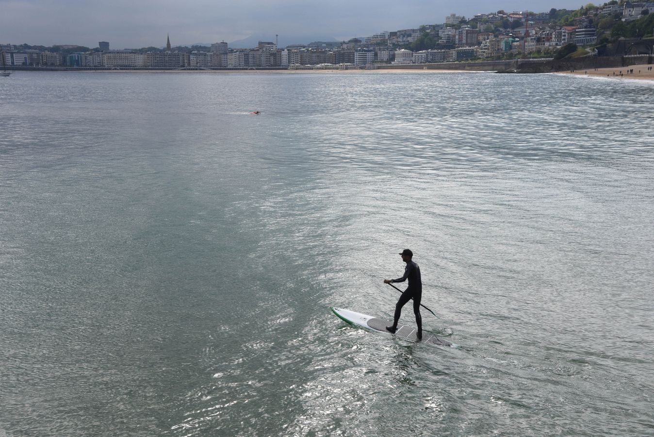 Fotos: Donostia disfruta de un sábado soleado y de agradables temperaturas