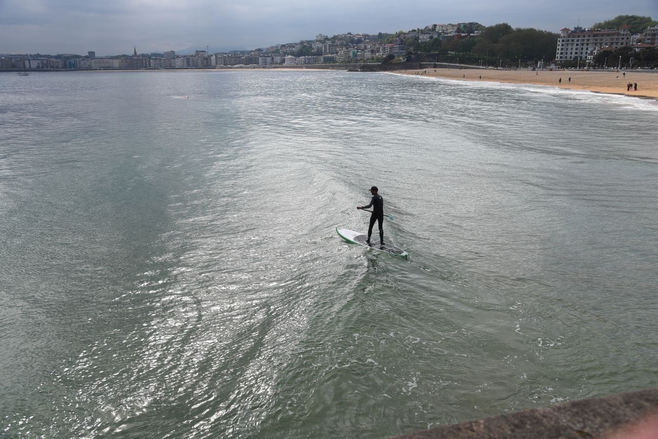 Fotos: Donostia disfruta de un sábado soleado y de agradables temperaturas